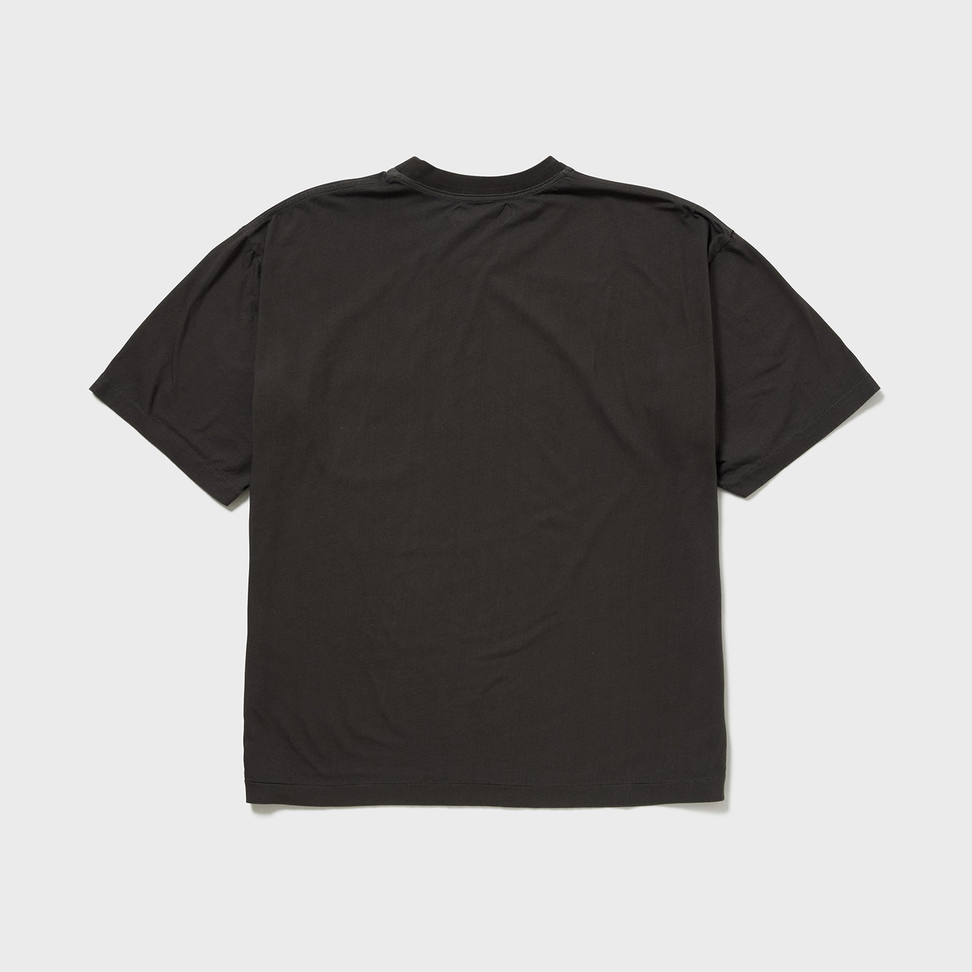  adan リラックスフィットTシャツ