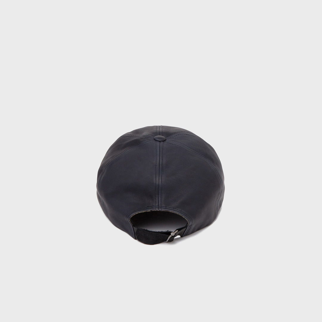 【新品】AUBERGE 25aw レザーキャップ CAP CUIR AUBERGE 25AW ・ MODEL : CAP CUIR COLOR : BLACK MATERIAL